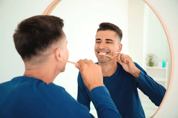 Young Man Brushing Teeth Bathroom — Stock Photo, Image