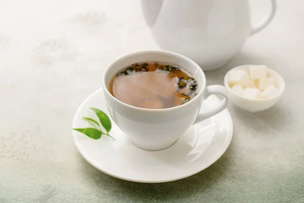 Чашка Чайник Зеленого Чая Светлом Фоне — стоковое фото
