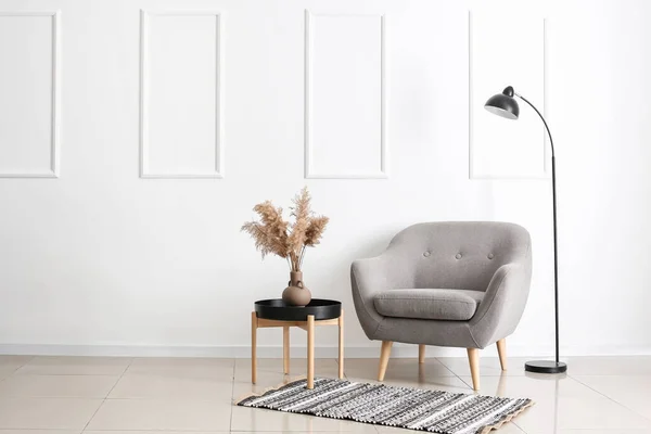 Fauteuil Het Interieur Van Moderne Kamer — Stockfoto