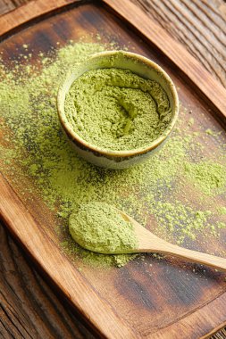 Masada toz kibrit çay ve kaşık tepsisi