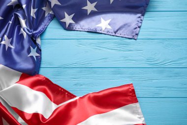 ABD bayrağı ahşap arkaplanda