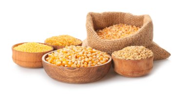 Beyaz arkaplanda farklı tahıl ve baklagiller