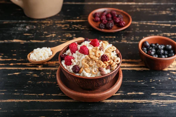 Bowl Cottage Cheese Cereal Berries Dark Wooden Background — Stock Photo, Image