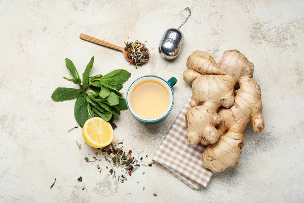 Cup Tea Ginger Mint Lemon Light Background — Stock Photo, Image