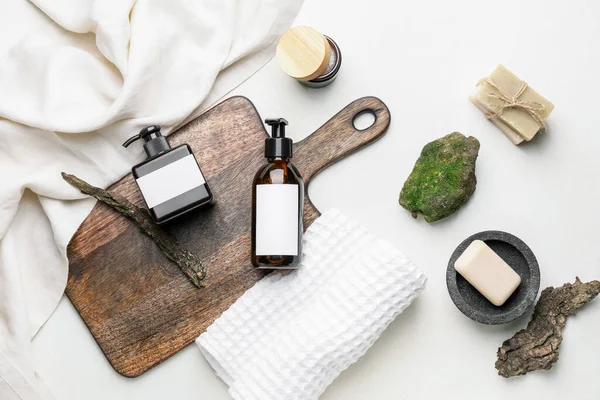 Bottles Natural Shampoo Towel Soap Light Background — Stock Photo, Image