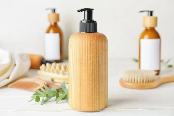 Bottle Natural Shampoo Light Wooden Background — Stock Photo, Image