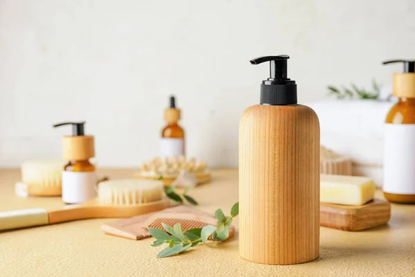 Bottle Natural Shampoo Color Background — Stock Photo, Image