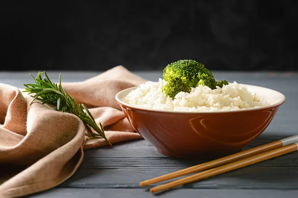 Bowl Tasty Rice Broccoli Dark Wooden Background — Stock Photo, Image