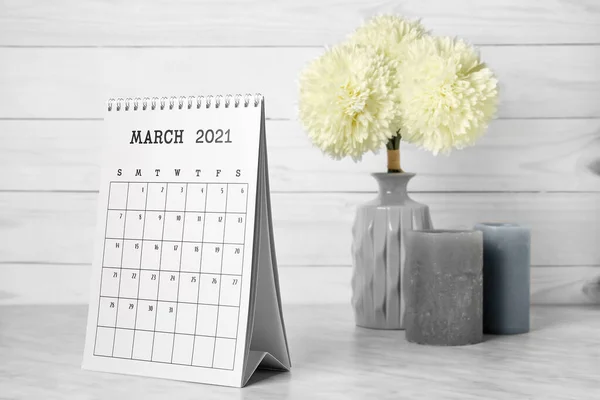 Flip Papper Kalender Bordet — Stockfoto