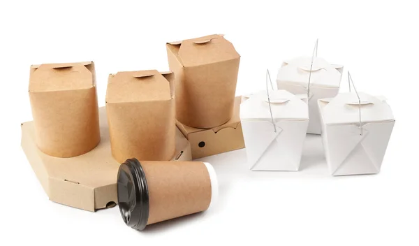 Papierschachteln Für Lebensmittel Und Tassen Auf Weißem Hintergrund — Stockfoto