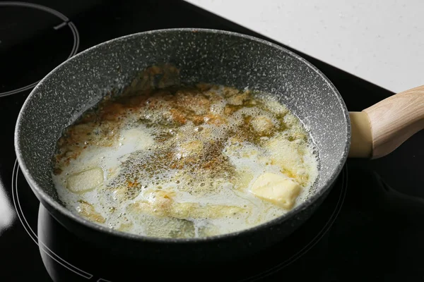 Сковородка Растопленным Маслом Крупным Планом — стоковое фото