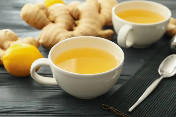 Cups Tea Ginger Lemon Dark Wooden Background Closeup — Stock Photo, Image