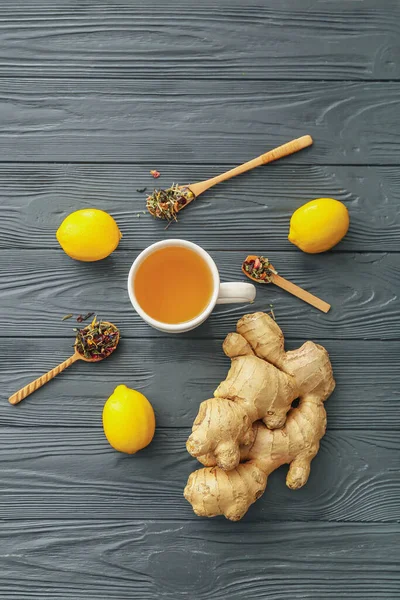 Cup Tea Ginger Lemons Dark Wooden Background — Stock Photo, Image