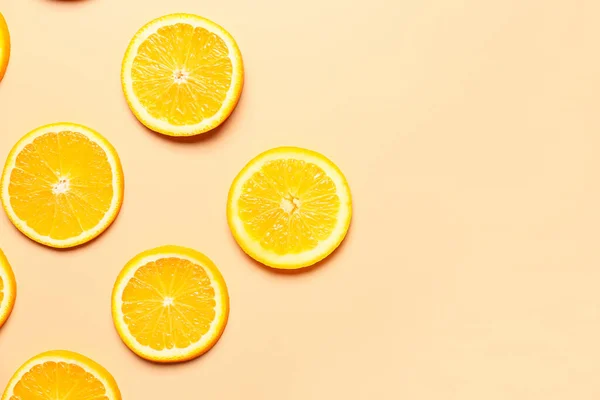 Slices Fresh Oranges Color Background — Stock Photo, Image