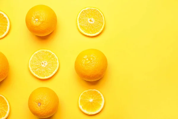 Свіжі Апельсини Кольоровому Фоні — стокове фото