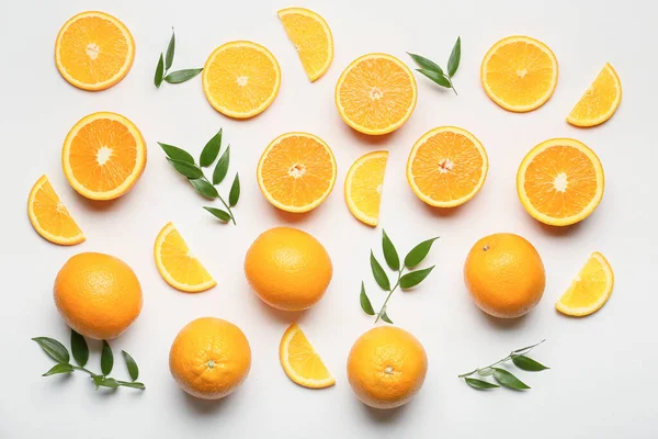 Fresh Oranges Green Leaves White Background — Stock Photo, Image