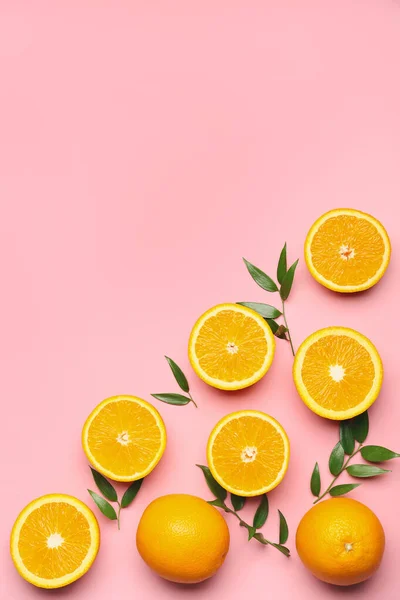 Fresh Oranges Green Leaves Color Background — Stock Photo, Image