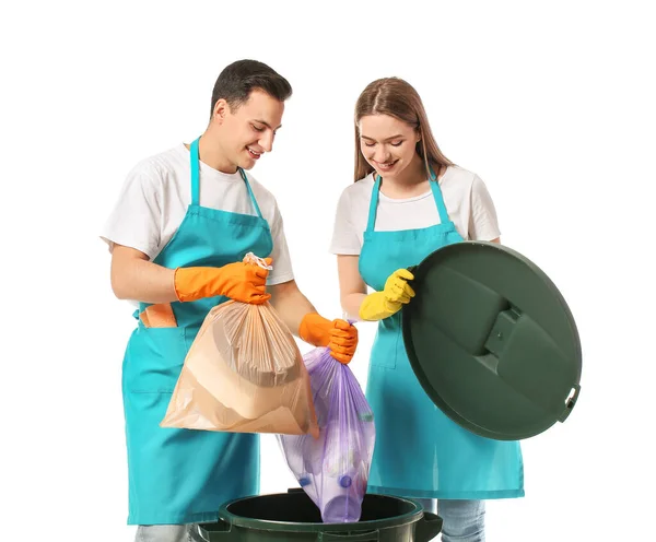 Janitores Colocando Lixo Lixeira Fundo Branco — Fotografia de Stock