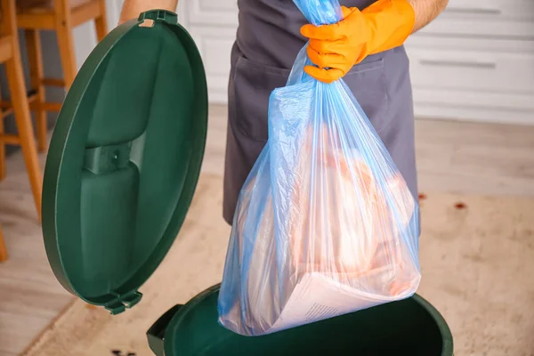 Janitor Throwing Garbage Bin Home — Stock Photo, Image