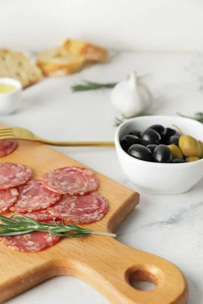 Composition Tasty Salami Table — Stock Photo, Image