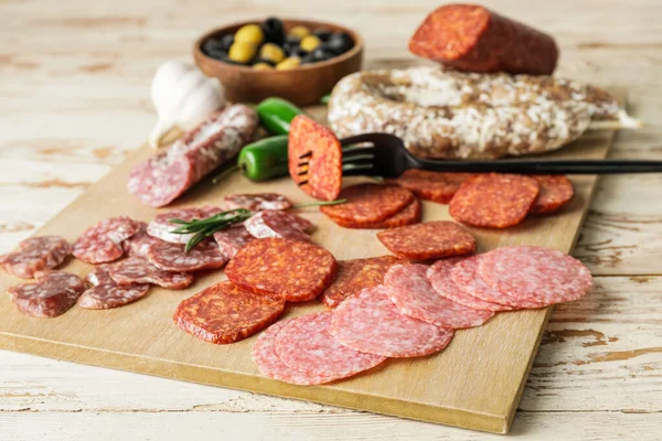 Board Slices Different Sausages Wooden Background — Stock Photo, Image