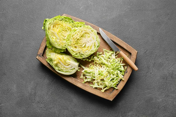 Fresh Cut Cabbages Dark Background — Stock Photo, Image