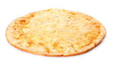 Beyaz arka planda lezzetli peynirli pizza.