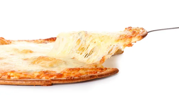 白い背景においしいピザのスライスを取る — ストック写真