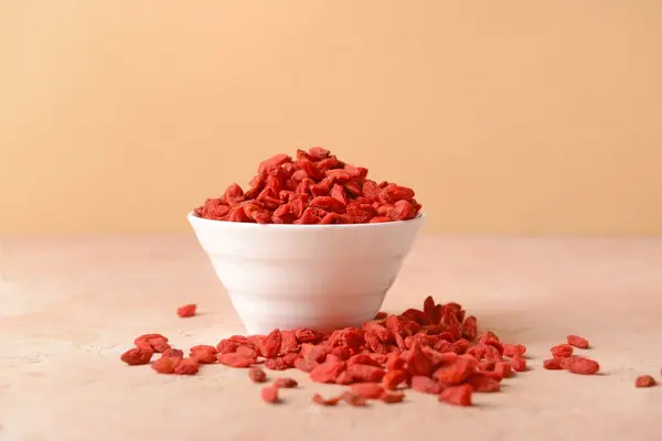 Bowl Dried Goji Berries Color Background — Stock Photo, Image