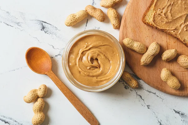 Jar Toast Tasty Peanut Butter Light Background — Stock Photo, Image