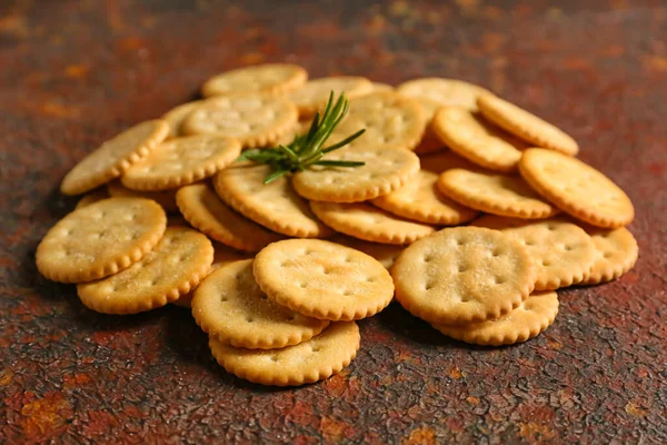 Galletas Sabrosas Sobre Fondo Grunge —  Fotos de Stock