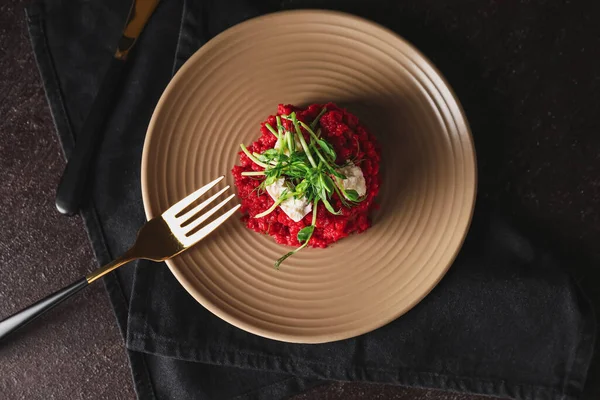 Plate Tasty Beet Risotto Dark Background — Stock Photo, Image