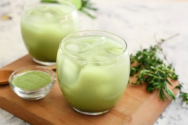 Glasses Cold Matcha Tea Powder Herbs Light Background Closeup — Stock Photo, Image