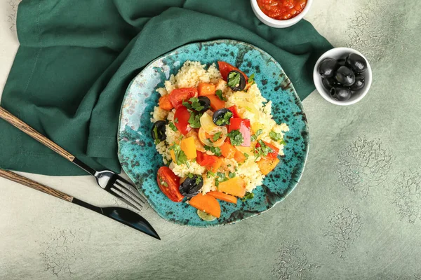 Plate Couscous Vegetables Color Background — Stock Photo, Image
