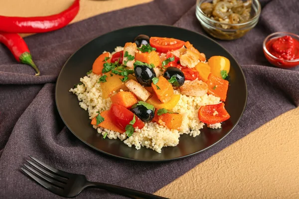 Plate Couscous Vegetables Color Background — Stock Photo, Image