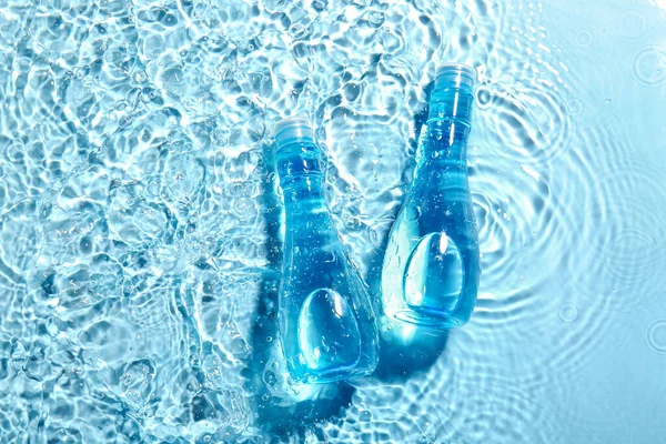 Flessen Van Cosmetische Producten Water Kleur Achtergrond — Stockfoto