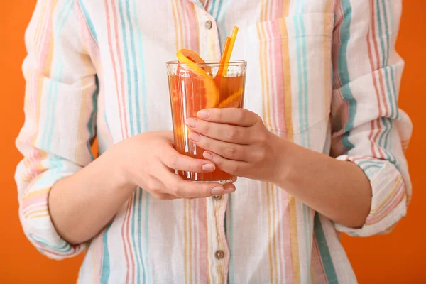 Woman Glass Tasty Grapefruit Lemonade Color Background — Stock Photo, Image