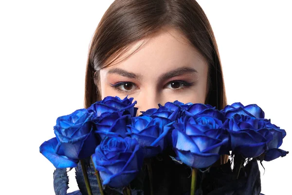 Красива Молода Жінка Блакитними Трояндами Білому Тлі — стокове фото