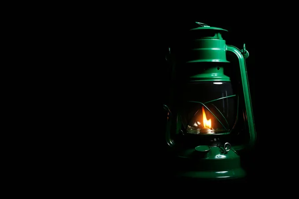 Stilvolle Retro Lampe Auf Dunklem Hintergrund — Stockfoto