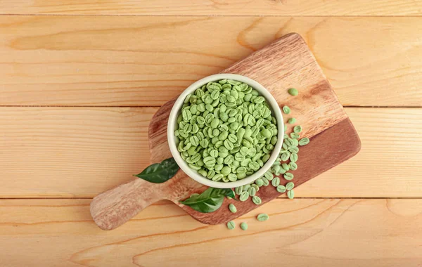 Bowl Green Coffee Beans Wooden Background — Stock Photo, Image