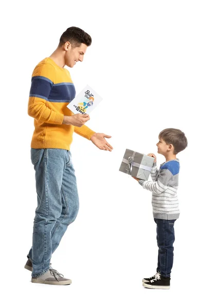 Menino Cumprimentando Seu Pai Dia Pai Contra Fundo Branco — Fotografia de Stock