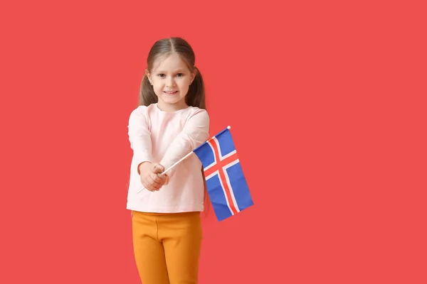 Liten Flicka Med Flagga Island Färg Bakgrund — Stockfoto