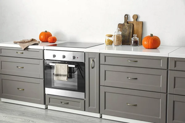 Modern Furniture Oven White Wall Kitchen — Stock Photo, Image