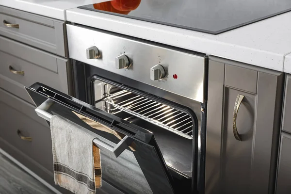 Open Oven Modern Kitchen — Stock Photo, Image