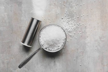 Grunge arka planında farklı tuz