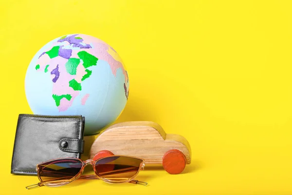 Globe Wooden Car Wallet Sunglasses Color Background — Stock Photo, Image