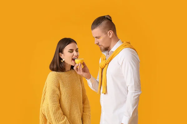 Stylish Young Couple Lemon Yellow Background — Stock Photo, Image