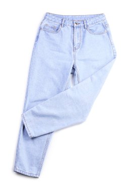 Beyaz arkaplanda şık kotlar