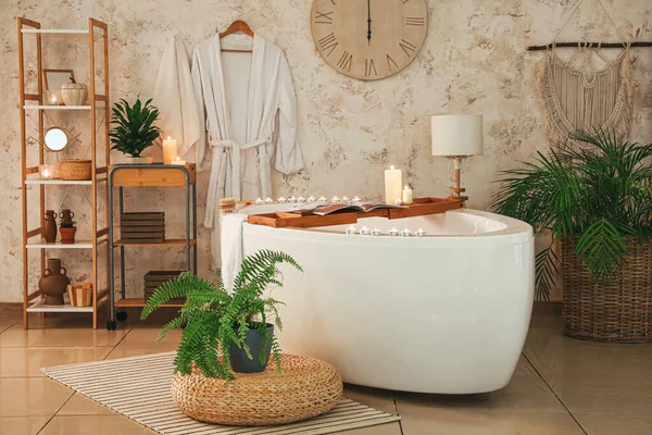 Intérieur Élégant Salle Bain Moderne Avec Des Bougies Allumées Des — Photo