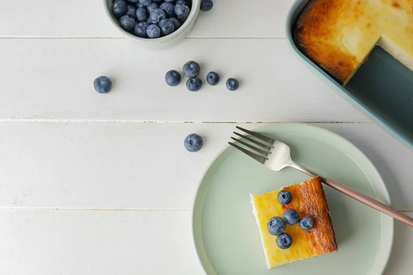 Plate Piece Cottage Cheese Casserole White Wooden Background — Stock Photo, Image